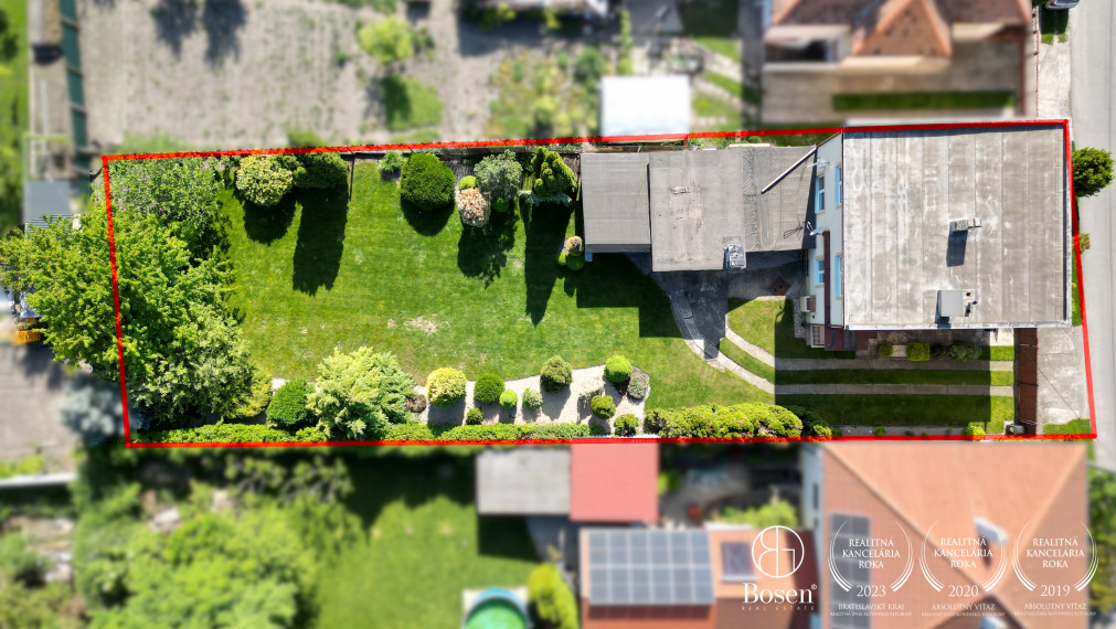 BOSEN | Na predaj 5-izbový rodinný dom s prekrásnou záhradou v obci Dolný Štál