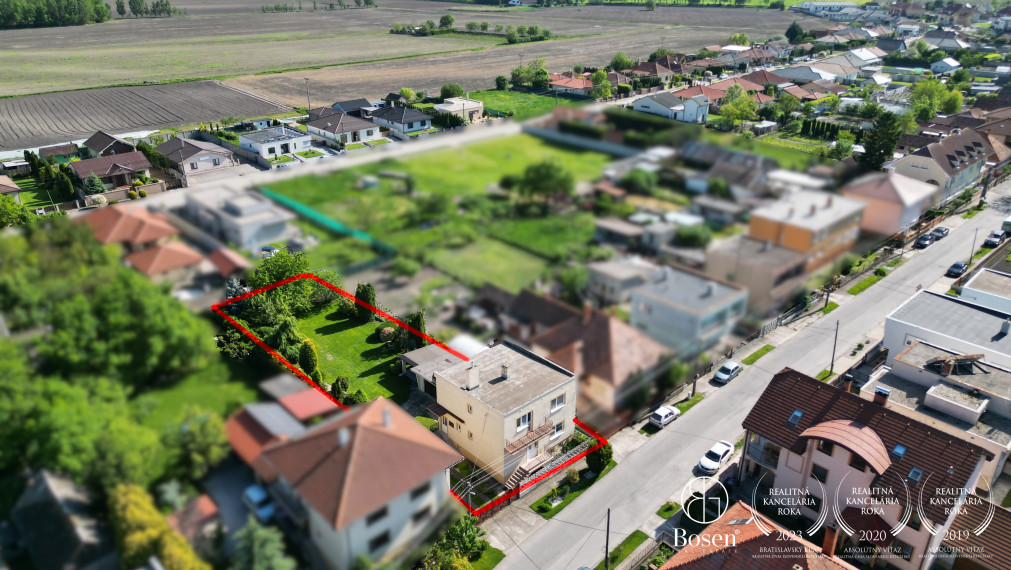 BOSEN | Na predaj 5-izbový rodinný dom s prekrásnou záhradou v obci Dolný Štál