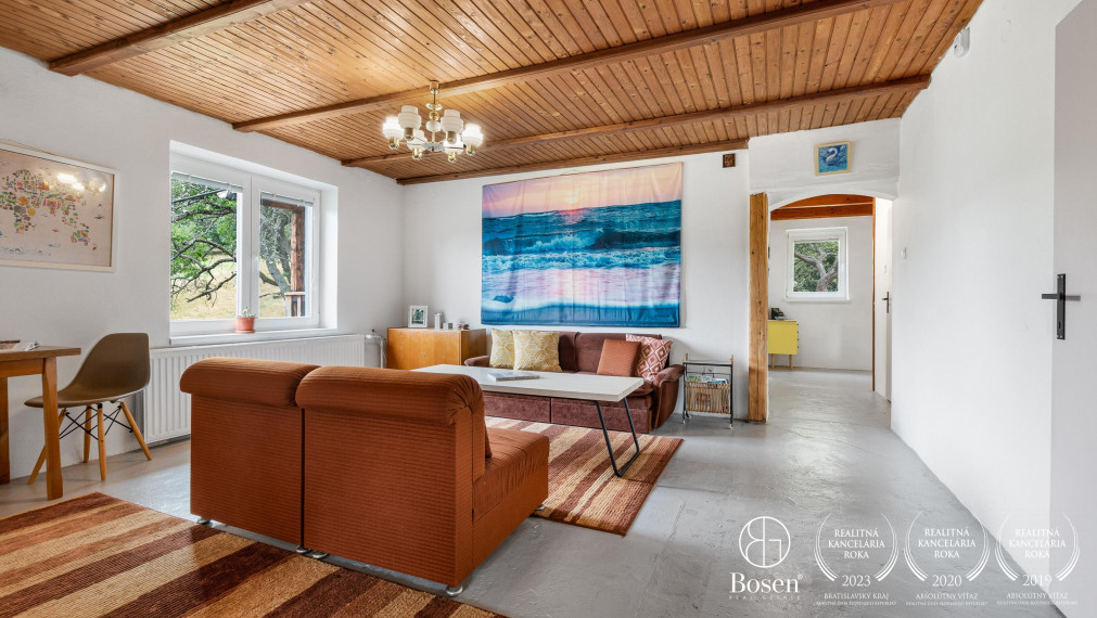 BOSEN | ZNÍŽENÁ CENA - Rodinný dom obklopený prírodou s pozemkom 5860 m2