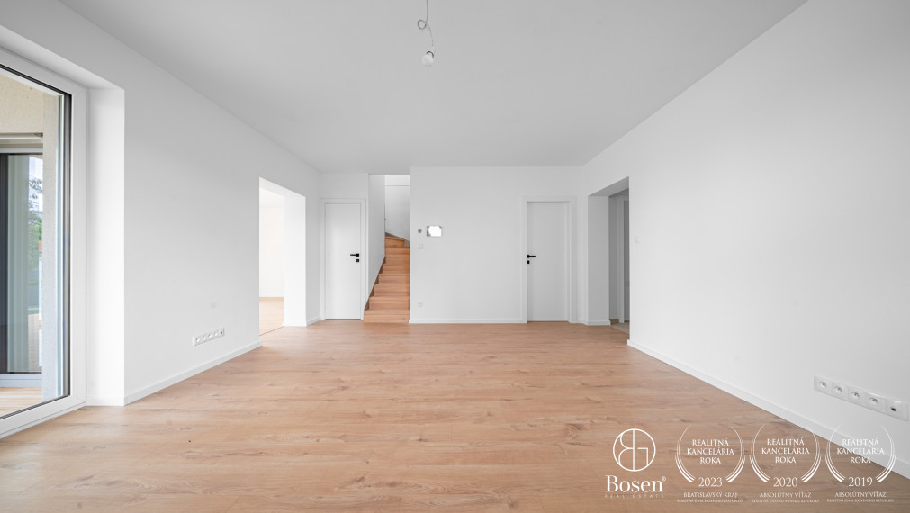 PREDANÉ | BOSEN | 5 izbový rodinný dom v štandarde, 600 m2 Pozemok, Chorvátsky Grob