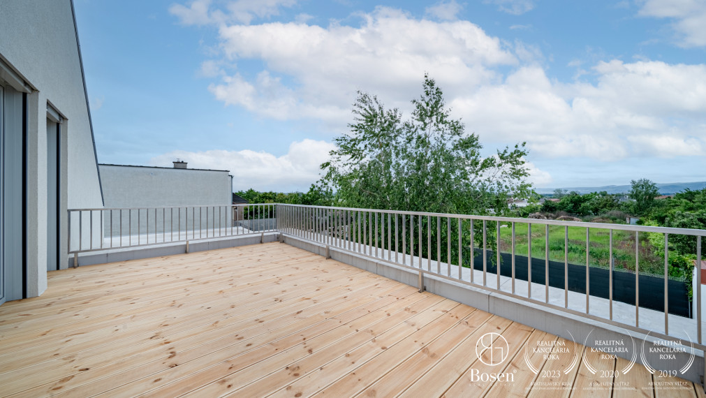 PREDANÉ | BOSEN | 5 izbový rodinný dom v štandarde, 600 m2 Pozemok, Chorvátsky Grob