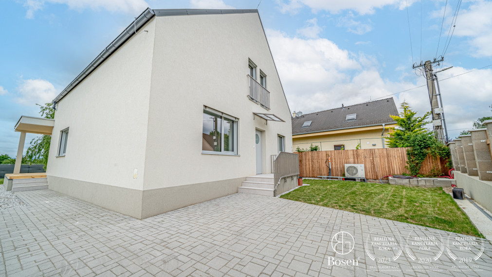 PREDANÉ | BOSEN | 5 izbový rodinný dom v štandarde, 600 m2 Pozemok, Chorvátsky Grob