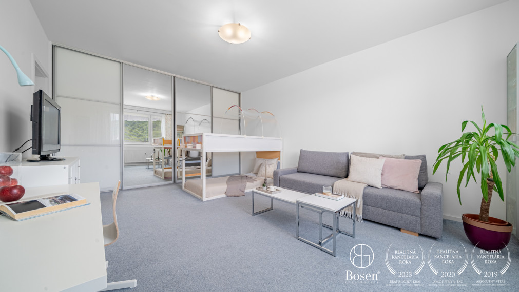 BOSEN | PREDANÉ - 1 izbový byt s pekným výhľadom, ulica Pod záhradami, Bratislava -Dúbravka, 41 m2