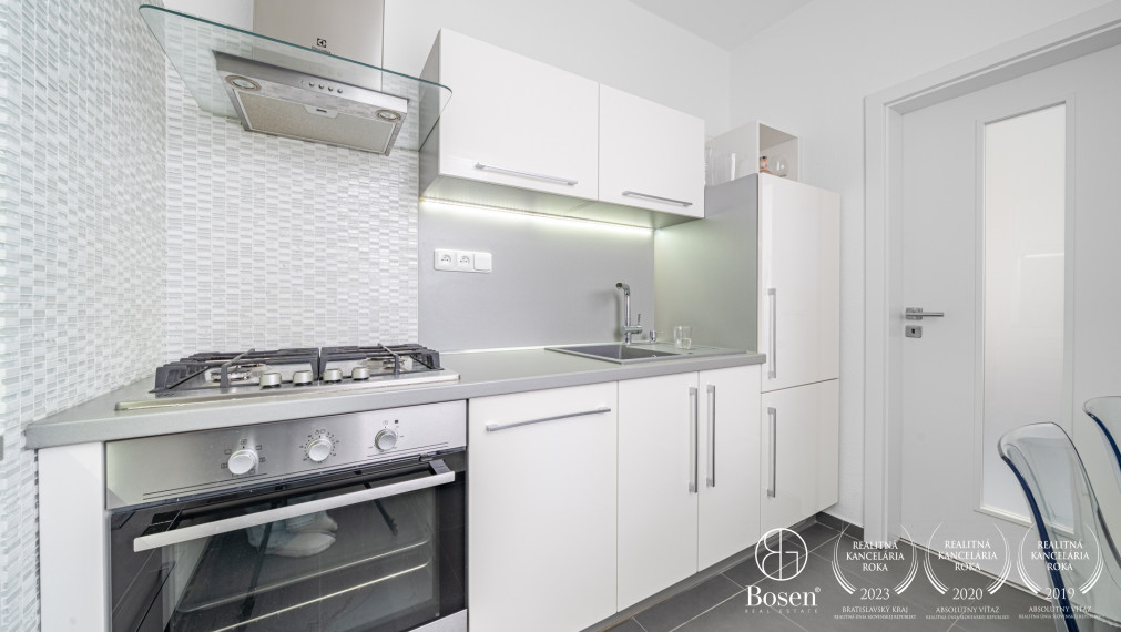 BOSEN | PREDANÉ - 1 izbový byt s pekným výhľadom, ulica Pod záhradami, Bratislava -Dúbravka, 41 m2