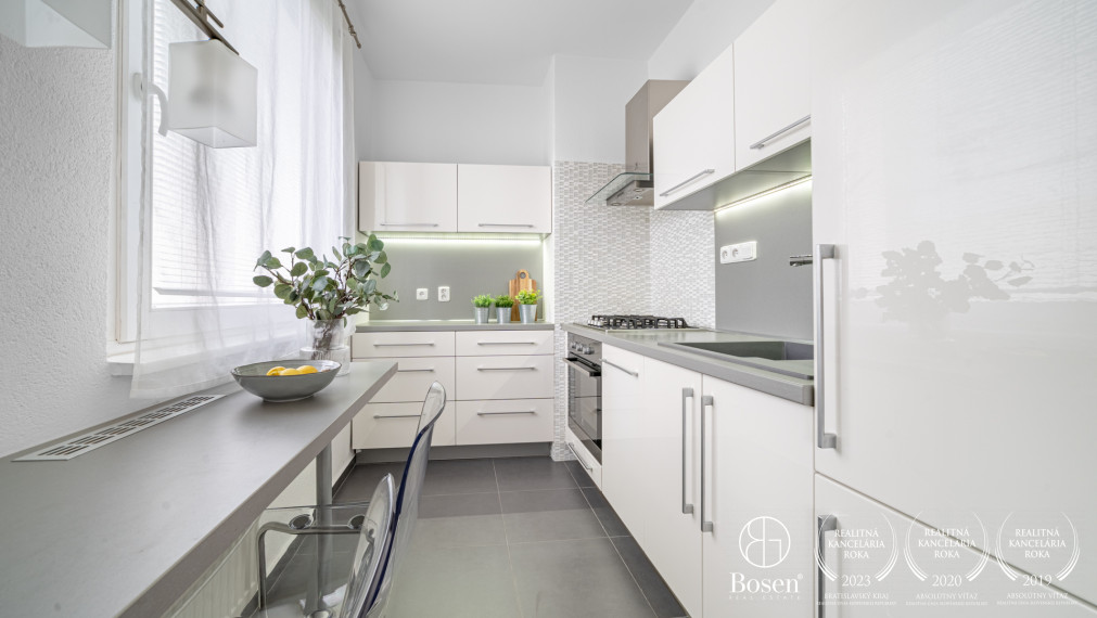 BOSEN | PREDANÉ - 1 izbový byt s pekným výhľadom, ulica Pod záhradami, Bratislava -Dúbravka, 41 m2