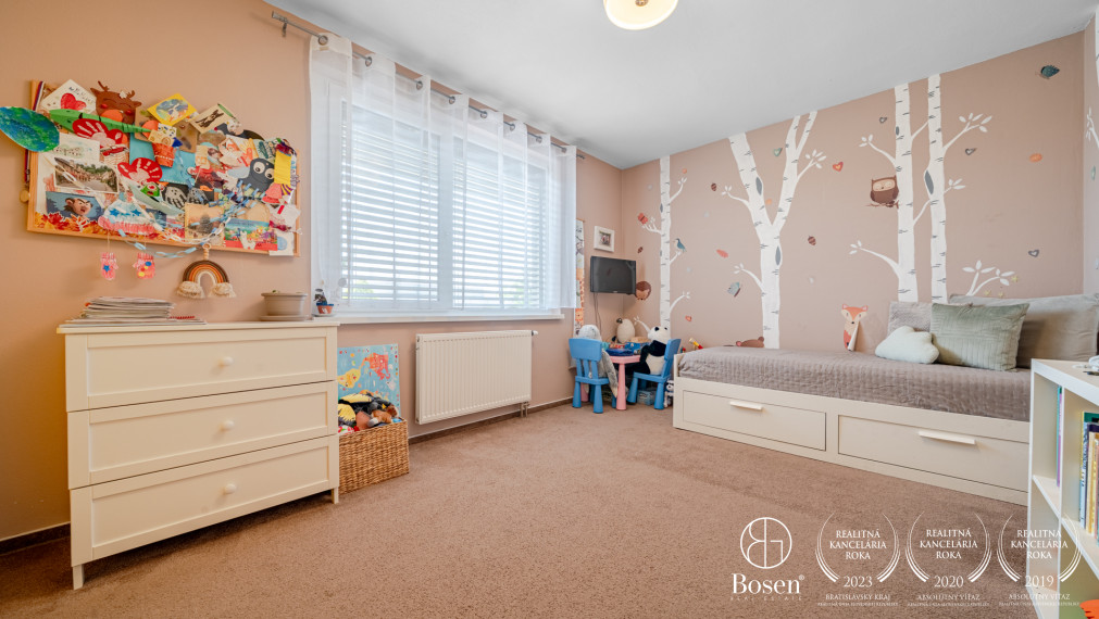 REZERVOVANÉ! BOSEN | 3 izbový byt so záhradou a parkovacím miestom