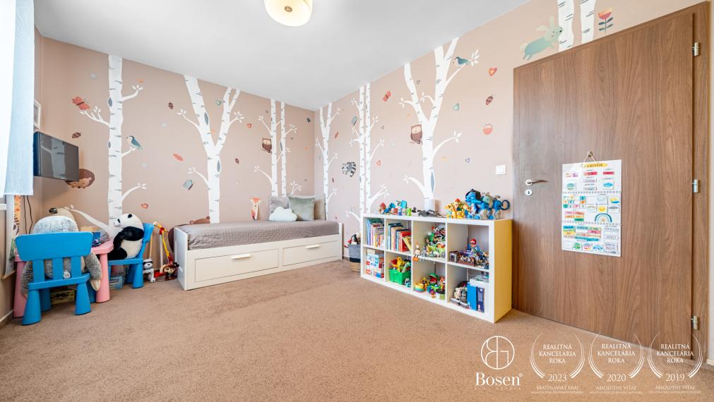 REZERVOVANÉ! BOSEN | 3 izbový byt so záhradou a parkovacím miestom