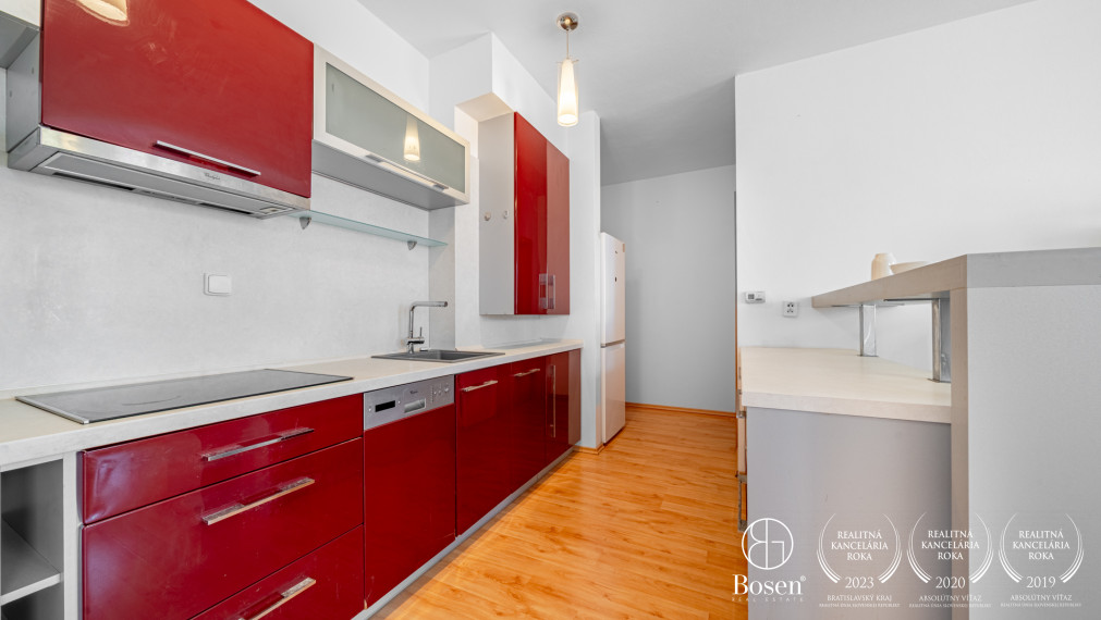 BOSEN | REZERVOVANÉ Priestranný 2-izbový byt, balkón, 66 m², Záhradnícka ul., Dunajská Streda