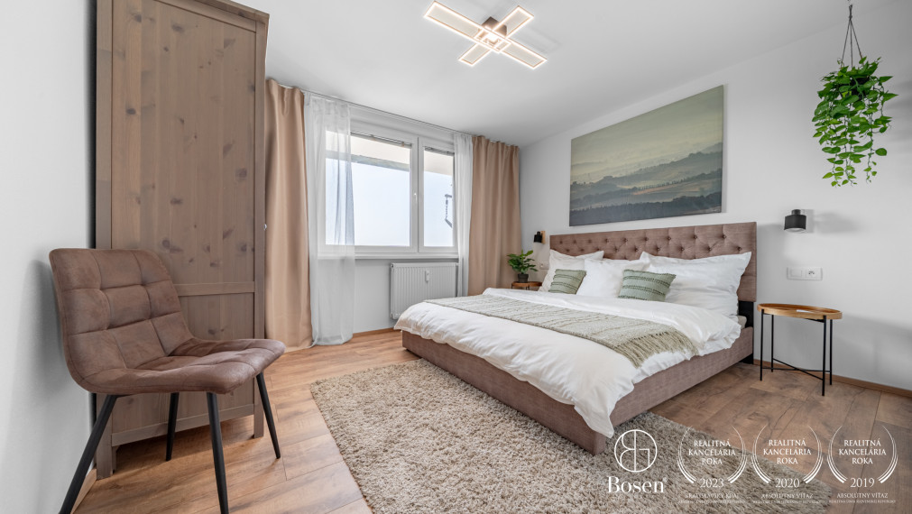 BOSEN | REZERVOVANÝ 3 izbový kompletne zrekonštruovaný byt s loggiou, Na Pasekách, Rača, 70m2