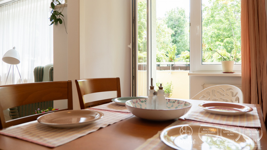 BOSEN I Rezervované !!! dizajnový 2 izbový byt s parkovacím boxom