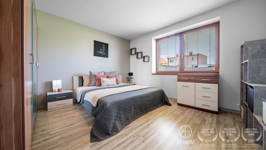 BOSEN | 5-izbový rodinný dom s dvojgarážou, Kráľová pri Senci