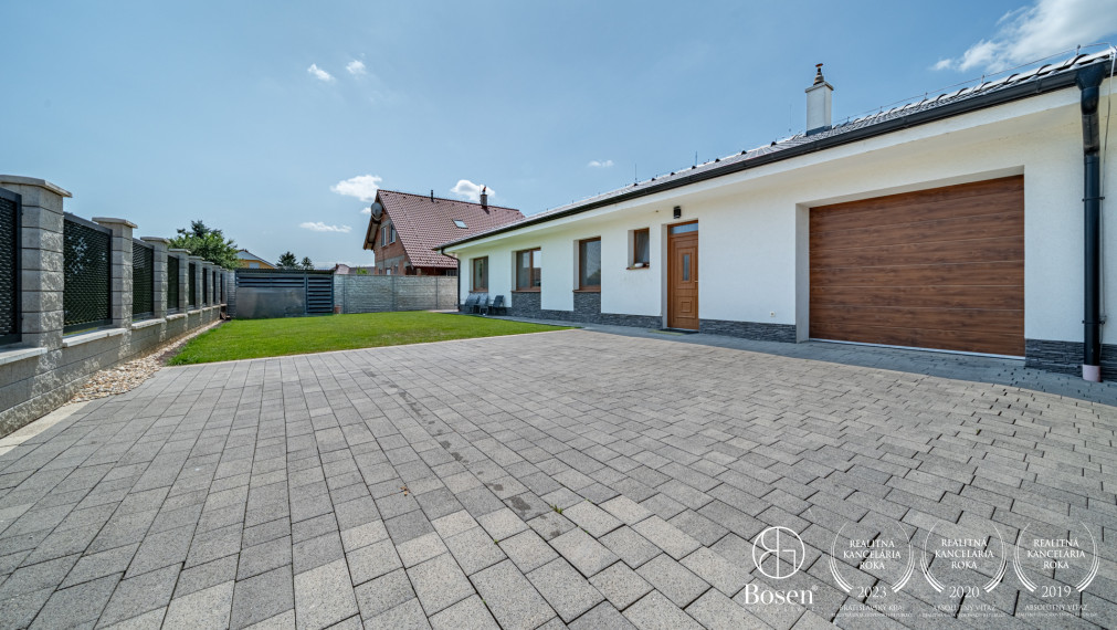 BOSEN | 5-izbový rodinný dom s dvojgarážou, Kráľová pri Senci