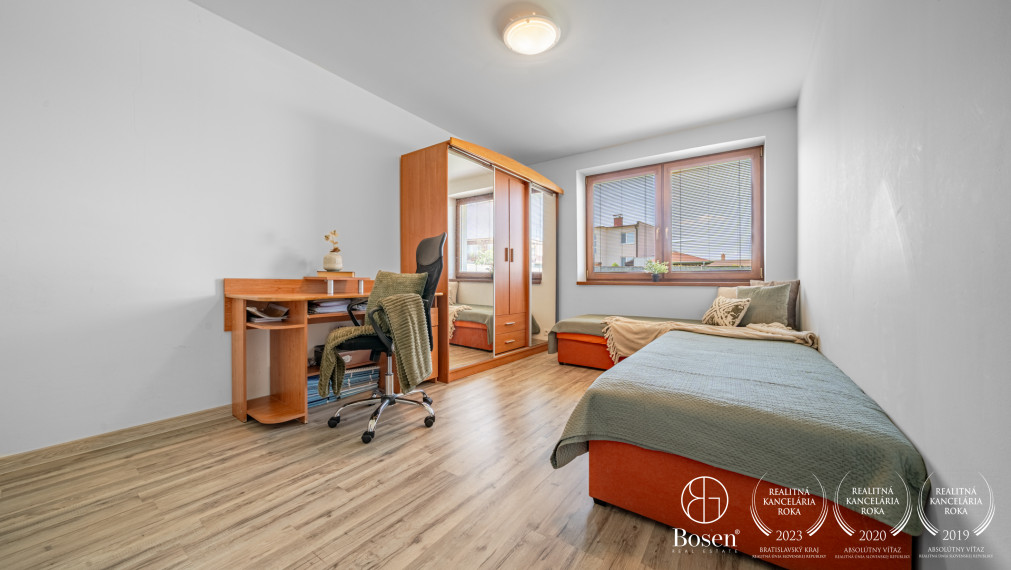 BOSEN | 5-izbový rodinný dom s dvojgarážou, Kráľová pri Senci