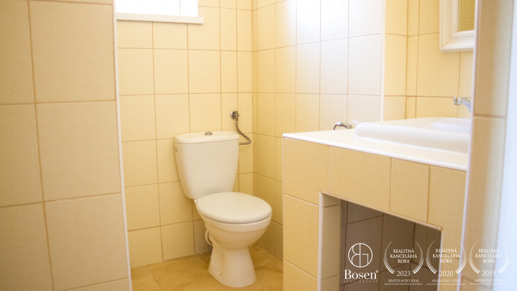 BOSEN | Na predaj 5-izbový rodinný dom s prekrásnou záhradou v obci Dolný Štál