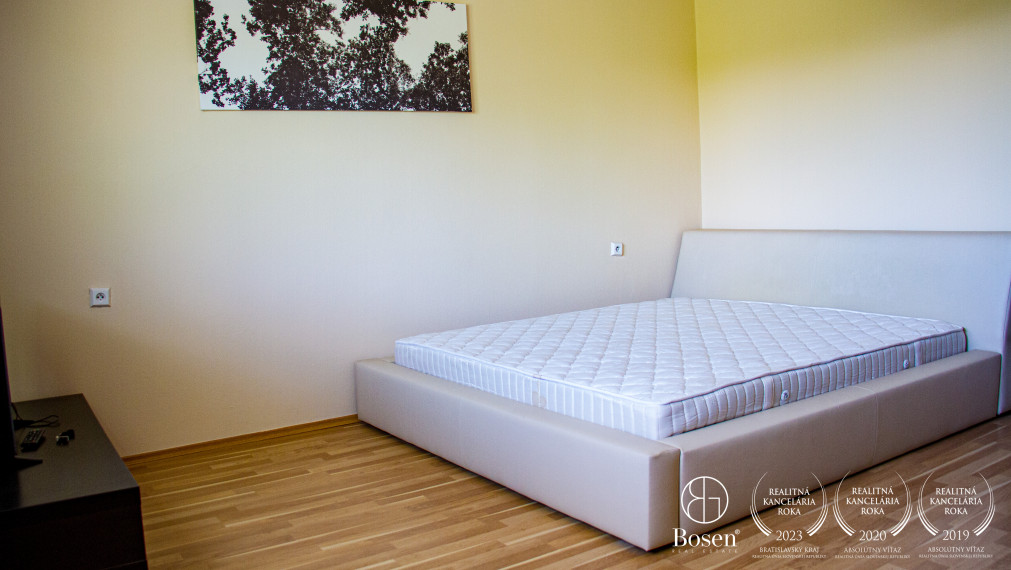 BOSEN | Na predaj 5-izbový rodinný dom s prekrásnou záhradou v obci Dolný Štál