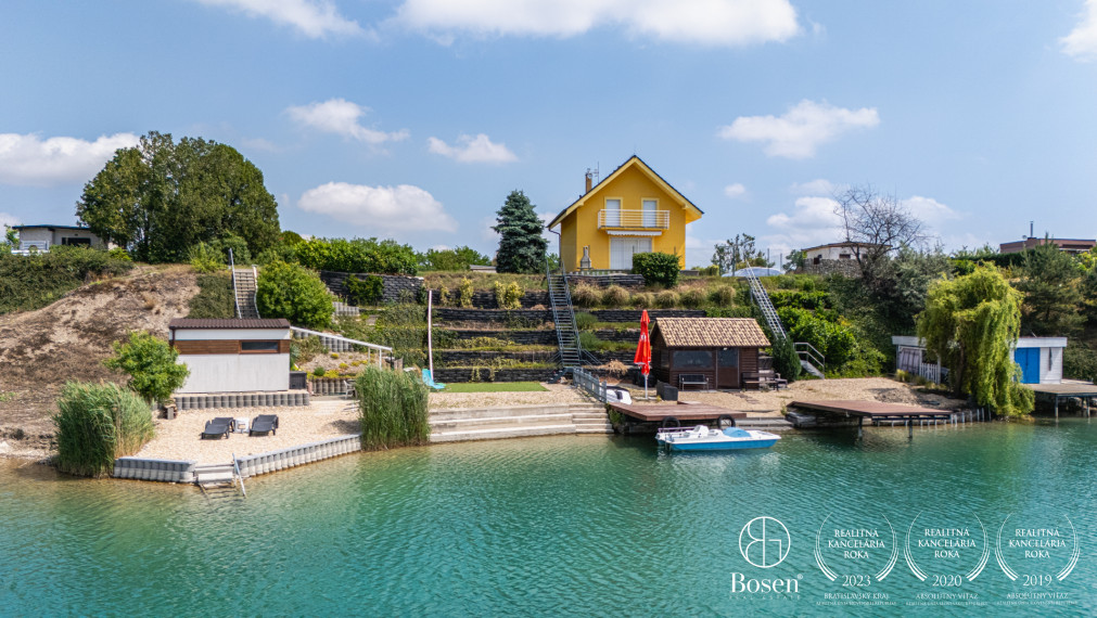 BOSEN | Pozemok pre rekreačný dom s priamym vstupom do jazera, Košariská