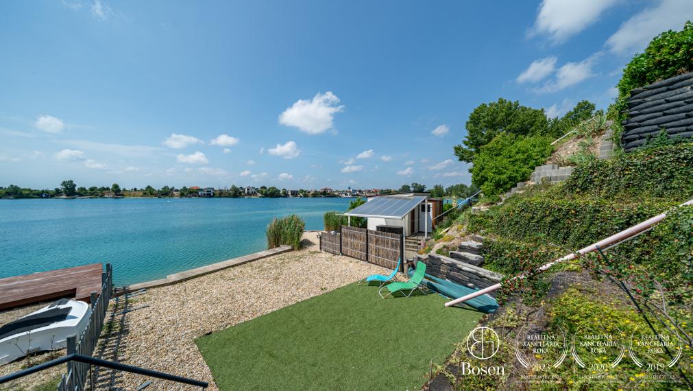 BOSEN | Pozemok pre rekreačný dom s priamym vstupom do jazera, Košariská