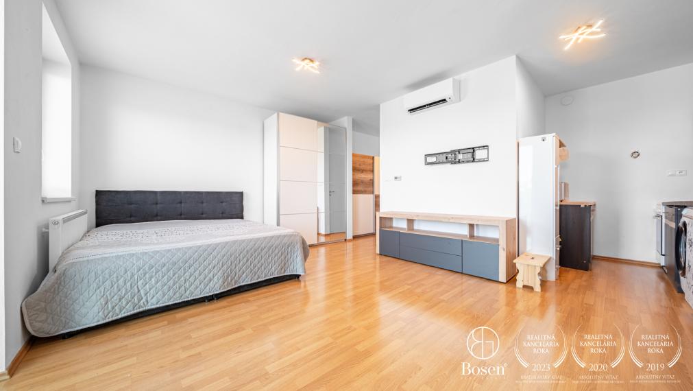 BOSEN | vám ponúka na prenájom komplet zaridený 1izbový byt