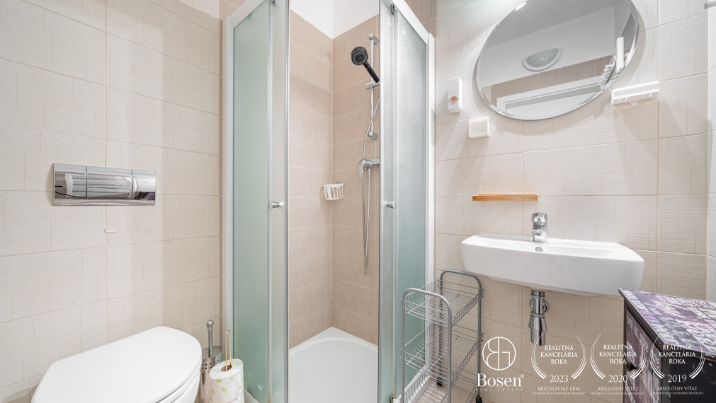 BOSEN | vám ponúka na prenájom komplet zaridený 1izbový byt