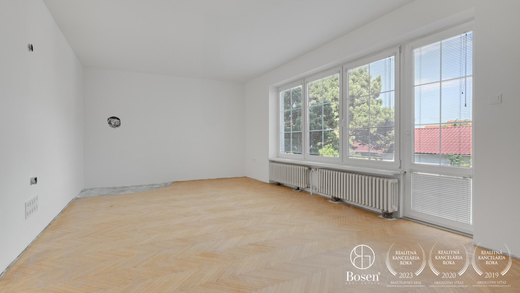 BOSEN | 5 izbový rodinný dom Gabčíkovo Bratislavská ulica