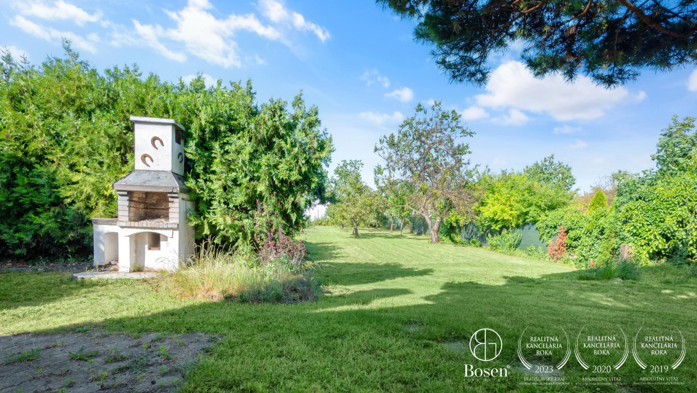 BOSEN | 5 izbový rodinný dom Gabčíkovo Bratislavská ulica