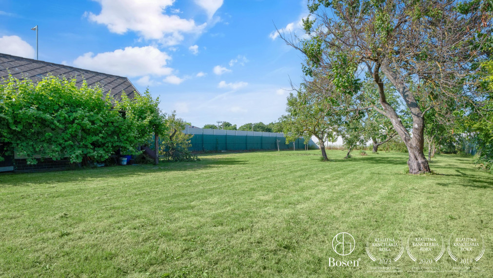 BOSEN | 5 izbový rodinný dom Gabčíkovo Bratislavská ulica