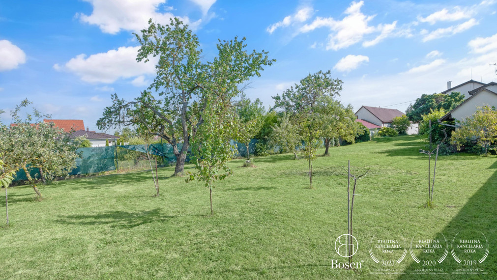 BOSEN | 5 izbový rodinný dom Gabčíkovo Bratislavská ulica