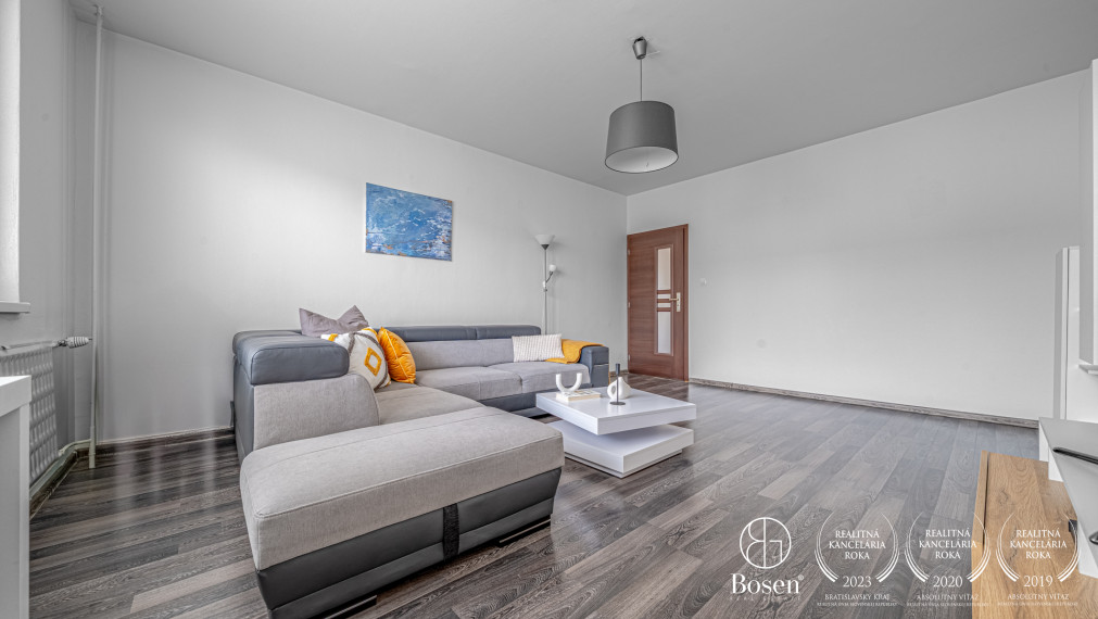 LOYALTERS | Predaj 3 izbového bytu s loggiou, Dunajská Streda