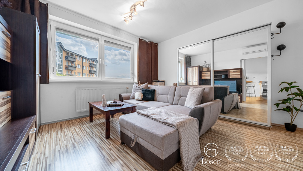 LOYALTERS | 1,5 izbový byt s predzáhradkou, Most pri Bratislave