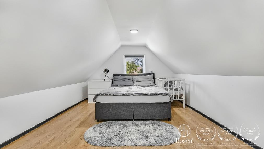 BOSEN | Na predaj 4 izbový rodinný dom v pokojnej lokalite Húšky