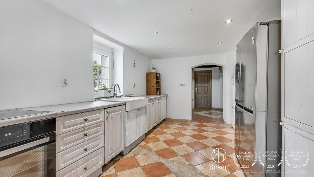 BOSEN | Na predaj 4 izbový rodinný dom v pokojnej lokalite Húšky