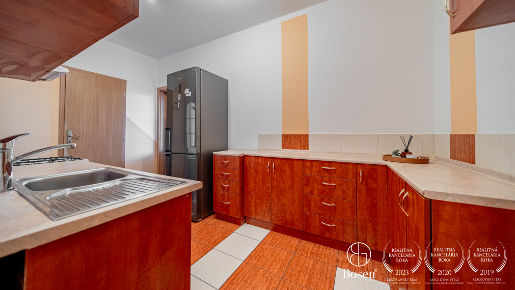 BOSEN | rezervované 4 izbový byt s výhľadom Petržalka, 73 m2