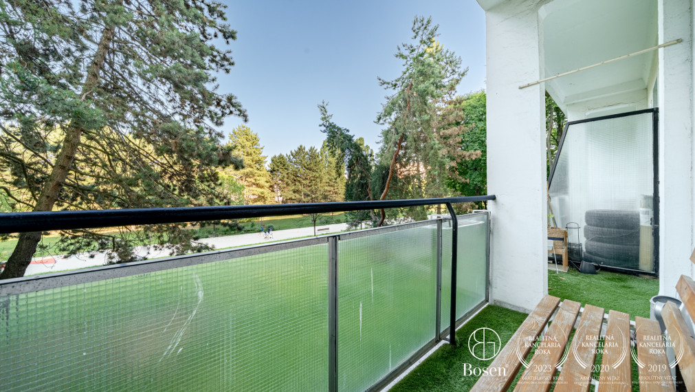 BOSEN | Priestranný 3 izbový byt s loggiou, Rovníková, Ružinov, 80m2