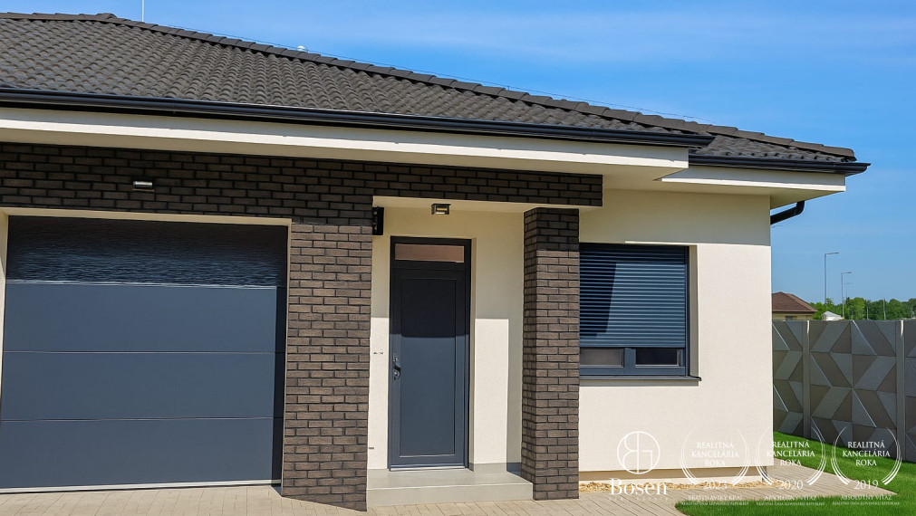 BOSEN | Na prenájom štýlový 4-izbový byt s garážou, terasou a záhradou v lokalite Florida Park, Dunajská Streda