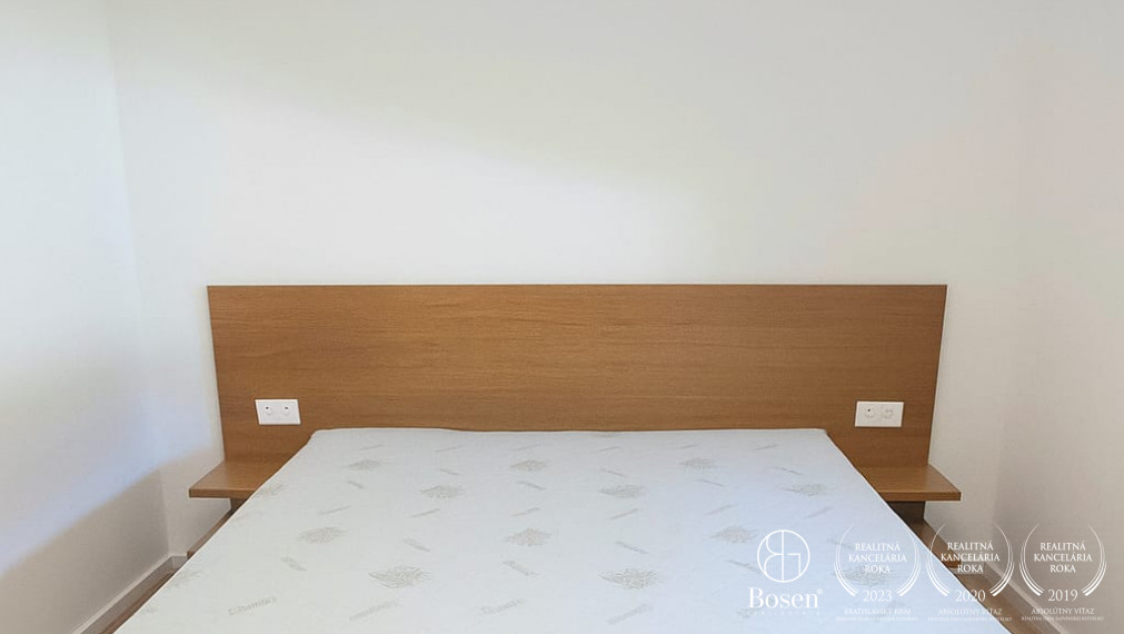 BOSEN | Na prenájom štýlový 4-izbový byt s garážou, terasou a záhradou v lokalite Florida Park, Dunajská Streda