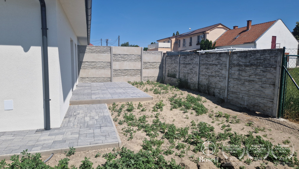 BOSEN | 3IZB Rodinný dvojdom so záhradkou + klimatizácia v cene