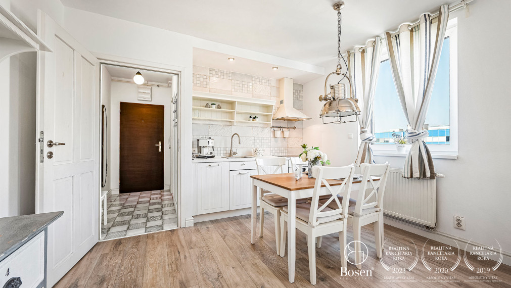 BOSEN | Útulný 2-izbový byt s balkónom, L. Svobodu, Poprad