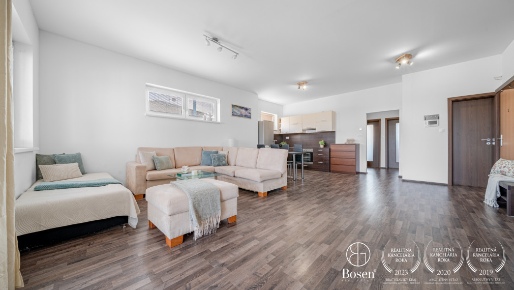 PREDANÉ BOSEN| 3 izbový byt, 2x parking vo výbornej lokalite v Dunajskej Lužnej