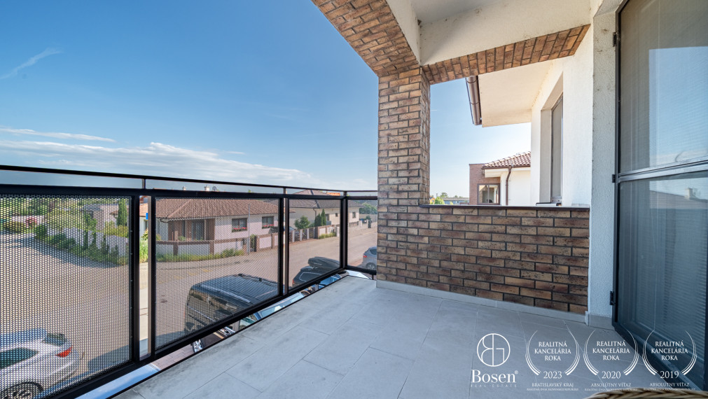 PREDANÉ BOSEN| 3 izbový byt, 2x parking vo výbornej lokalite v Dunajskej Lužnej