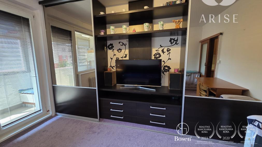 PREDANÝ! Ponúkame na predaj garsónku v Petržalke.