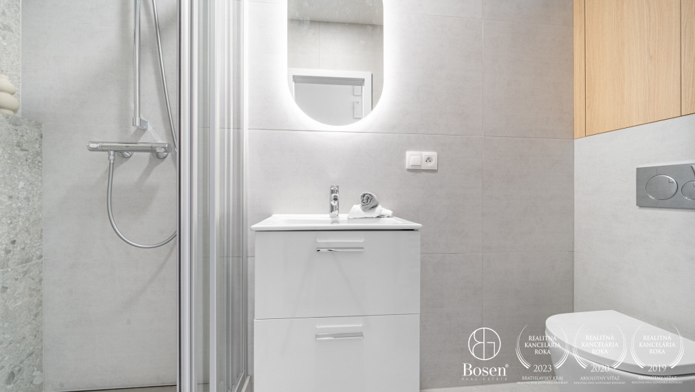 BOSEN | Kompletne zrekonštruovaný 2 izbový byt, Kalinčiakova
