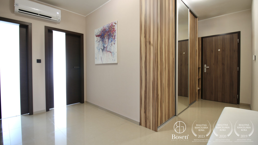 BOSEN | Na prenájom zariadený, veľkometrážny 3 izbový byt, 2x loggia, garážové státie, 82m2, Trenčín - I. Olbrachta