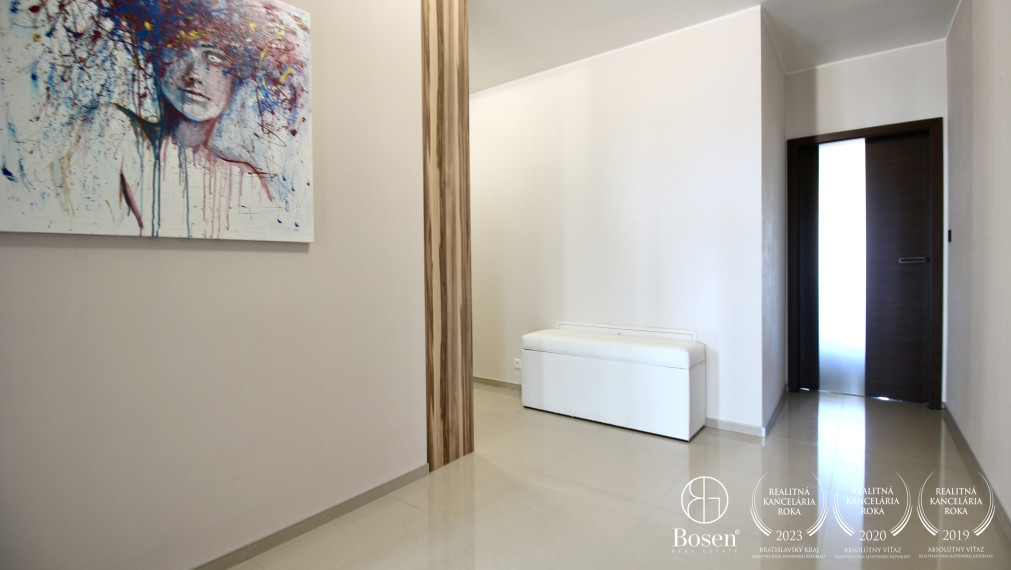 BOSEN | Na prenájom zariadený, veľkometrážny 3 izbový byt, 2x loggia, garážové státie, 82m2, Trenčín - I. Olbrachta