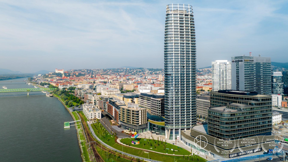 BOSEN | 2i byt v Eurovea Tower na 35. LUX poschodí s výhľadom na hrad