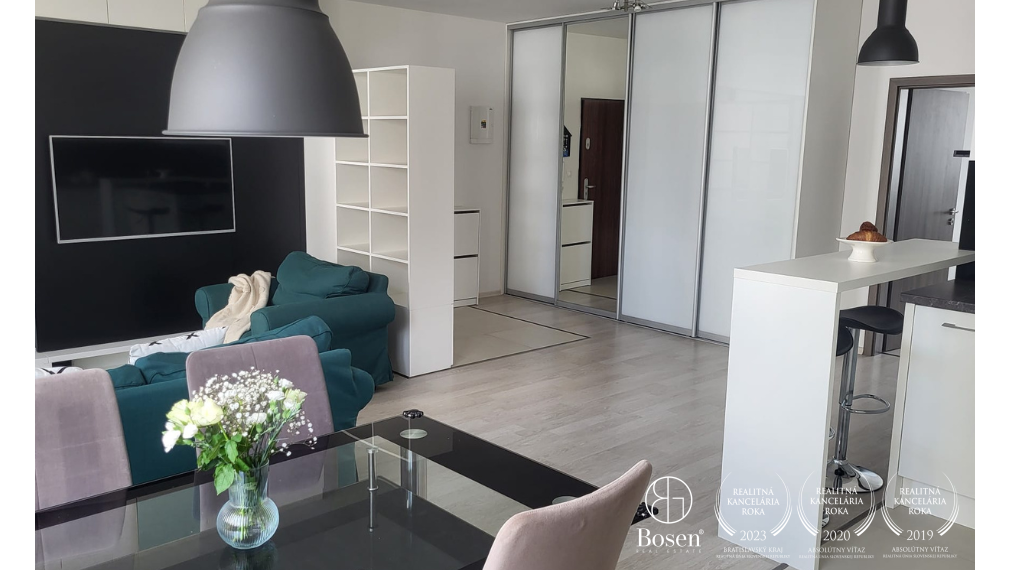 ARISE | Na prenájom 2-izbový byt s balkónom a parkovaním, Slovenský Grob