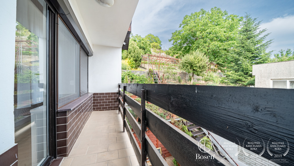 BOSEN | 6 izbový rodinný dom s vinohradom, 889 m2, Líščie údolie