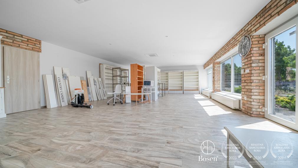 BOSEN | Komerčný objekt so širokým využitím,  Leopoldov