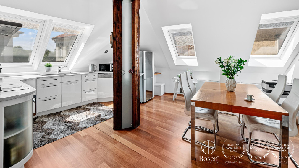 BOSEN| 3 izbový podkrovný byt vhodný na ateliér, Čajkovského ul., Staré mesto, Bratislava 1