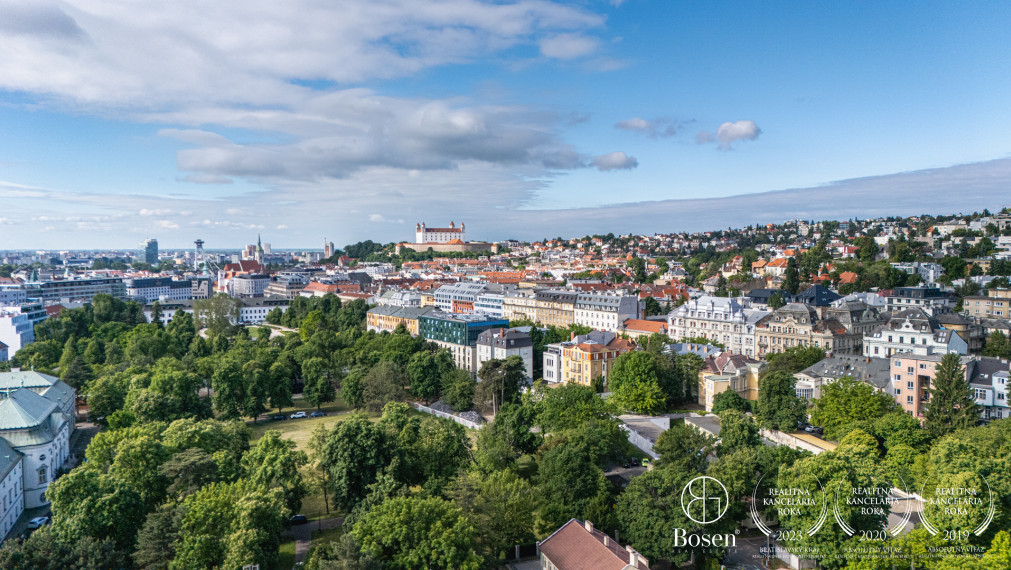 BOSEN| 3 izbový podkrovný byt vhodný na ateliér, Čajkovského ul., Staré mesto, Bratislava 1