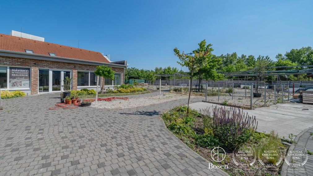 BOSEN | Komerčný objekt so širokým využitím,  Leopoldov